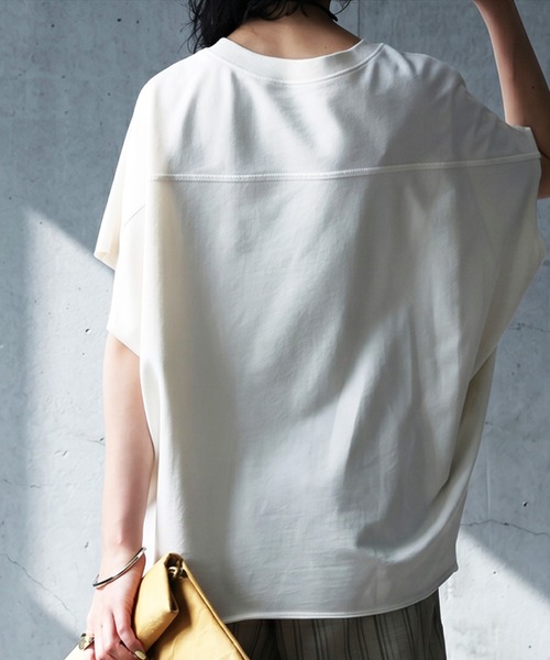 antiqua(アンティカ)の「綿100 半袖 無地 クルーネック カットソー(Tシャツ/カットソー・レディース・ブルー/アイボリー/スミクロ/ブラック・ONESIZE)」の7枚目の写真