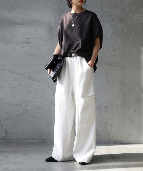 antiqua(アンティカ)の「綿100 半袖 無地 クルーネック カットソー(Tシャツ/カットソー・レディース・ブルー/アイボリー/スミクロ/ブラック・ONESIZE)」の9枚目の写真