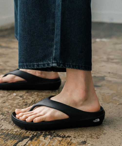 THE NORTH FACE(ザノースフェイス)の「THE NORTH FACE ザ・ノースフェイス CAMPER’S FLIP 厚底トングサンダル(サンダル・メンズ・ピンク/オレンジ/ブラック・25cm/26cm/27cm/28cm/24cm)」の4枚目の写真