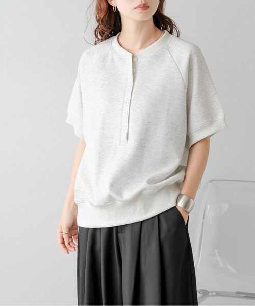 SUGAR BISKET（シュガービスケット）の「ヘンリーネックトップス（Tシャツ/カットソー・レディース・ベージュ/ブラック/杢グレー・フリー）」の4枚目の写真