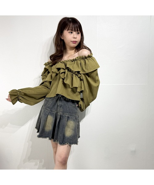 marcydorn(マーシードルン)の「フリルスリーブ オフショルブラウス オフショルダー(シャツ/ブラウス・レディース・ホワイト/ブラック/オリーブ・S/M/L)」の21枚目の写真