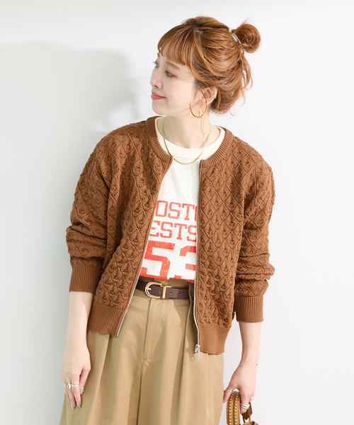 B.C STOCK(ベーセーストック)の「《追加》手洗い可 / 幾何柄ZIPカーディガン(カーディガン/ボレロ・レディース・ホワイト/ネイビー/キャメル・FREE)」の3枚目の写真