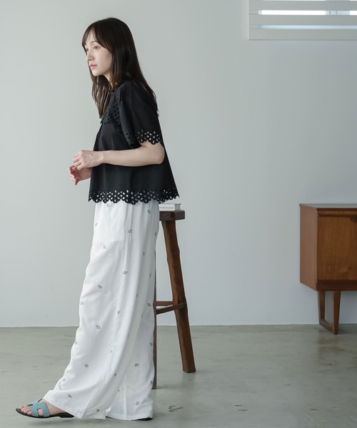 mili an deni(ミリアンデニ)の「フロントタックスカラップレースブラウス(シャツ/ブラウス・レディース・ブラック/オフホワイト・M)」の10枚目の写真