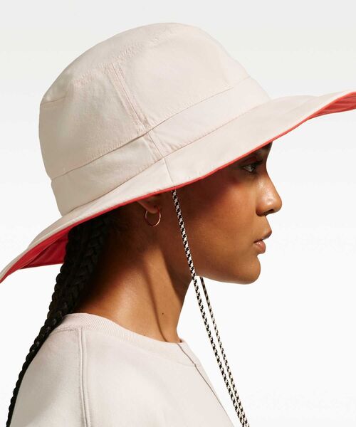 ACG（エィシージー）の「ナイキ ACG エイペックス バケットハット / Nike ACG Apex Bucket Hat IH8919-104 Light Orewood Brown（ハット・メンズ・ブラウン系その他・M/S/L）」の4枚目の写真