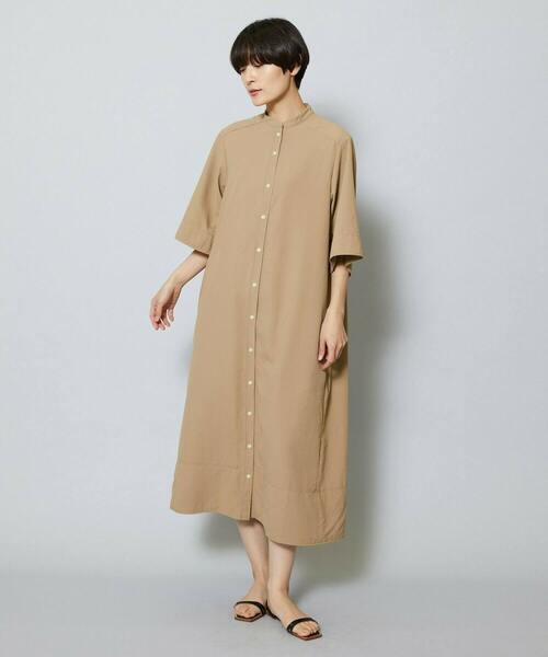 MOGA(モガ)の「ブロードエアフローハーフスリーブシャツワンピース(ワンピース・レディース・ベージュ・2)」の4枚目の写真