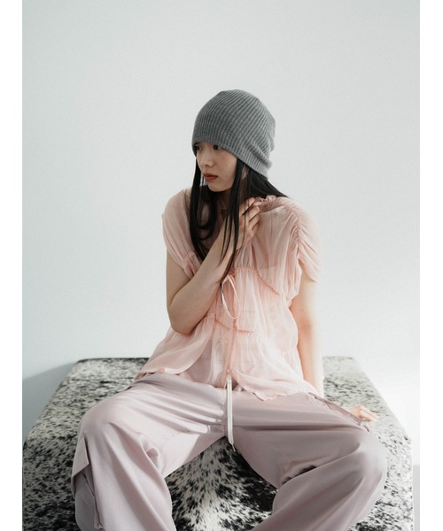 Katrin TOKYO（カトリーントーキョー）の「triple shirring sleeveless blouse（シャツ/ブラウス・レディース・ピンク/チャコールグレー/レッド/ホワイト・XS/FREE）」の14枚目の写真
