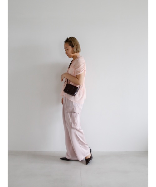 Katrin TOKYO（カトリーントーキョー）の「triple shirring sleeveless blouse（シャツ/ブラウス・レディース・ピンク/チャコールグレー/レッド/ホワイト・XS/FREE）」の18枚目の写真