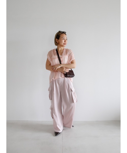 Katrin TOKYO（カトリーントーキョー）の「triple shirring sleeveless blouse（シャツ/ブラウス・レディース・ピンク/チャコールグレー/レッド/ホワイト・XS/FREE）」の21枚目の写真