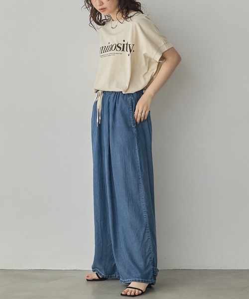 hunch(ハンチ)の「テンセルデニム 裾タブ ワイドパンツ(デニムパンツ・レディース・ブラック/ブルー/ライトブルー・FREE)」の6枚目の写真