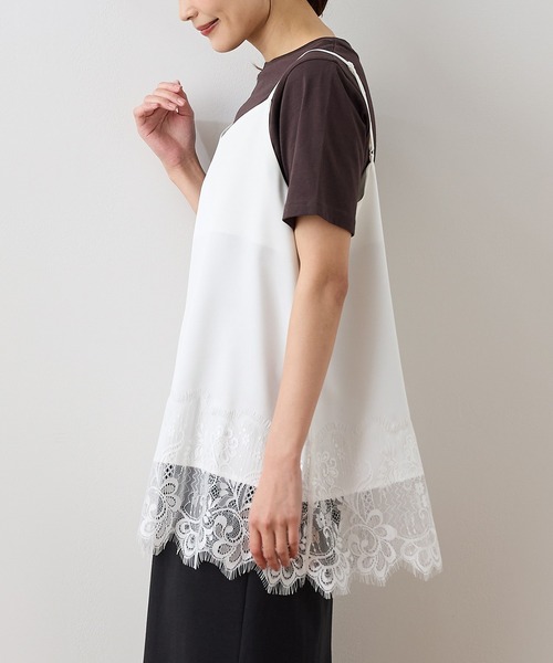 Honeys（ハニーズ）の「裾レースキャミソール（シャツ/ブラウス・レディース・アイボリー/ブラック・S/L/LL/M）」の14枚目の写真