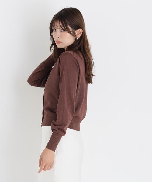 NATURAL BEAUTY BASIC(ナチュラルビューティーベーシック)の「ラメシアーベーシックカーディガン(カーディガン/ボレロ・レディース・ダークブラウン/チャコールグレー/ブルー・フリ-)」の19枚目の写真