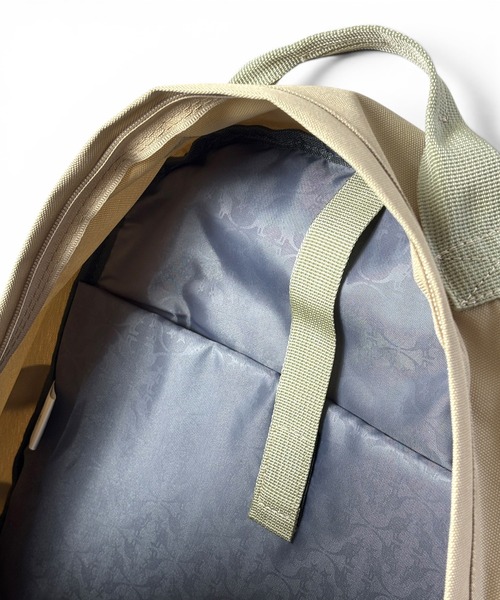 CHELSEA New York(チェルシーニューヨーク)の「KANGOL BOX MESHPOCKET BP 25L(バックパック/リュック・レディース・ブラック/ベージュ/オフホワイト/チャコールグレー・FREE)」の6枚目の写真