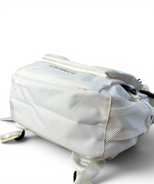 CHELSEA New York(チェルシーニューヨーク)の「KANGOL BOX MESHPOCKET BP 25L(バックパック/リュック・レディース・ブラック/ベージュ/オフホワイト/チャコールグレー・FREE)」の7枚目の写真