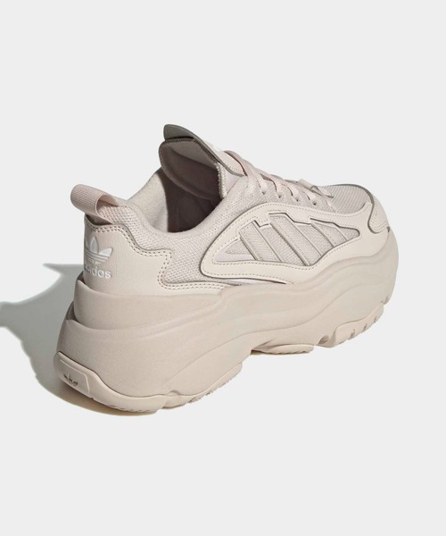 adidas(アディダス)の「オズガイア / Ozgaia / 厚底スニーカー / アディダスオリジナルス adidas Originals(スニーカー・レディース・ライトベージュ・22.0cm/22.5cm/23.0cm/23.5cm/24.0cm/24.5cm/25.0cm/25.5cm/26.0cm/26.5cm/27.0cm/27.5cm/28.0cm)」の5枚目の写真