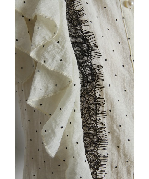 tocco closet(トッコ クローゼット)の「レース装飾ドットラッフルフリルブラウス(シャツ/ブラウス・レディース・ブラック/アイボリー・M)」の3枚目の写真