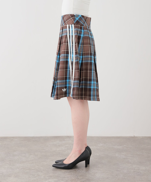 adidas Originals(アディダスオリジナルス)の「adidas originals / アディダス オリジナルス ORI GFX CHECK SKIRT(スカート・レディース・ブラウン・MEDIUM)」の12枚目の写真