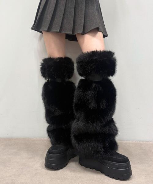 ESPERANZA(エスペランサ)の「ベルト付きフェイクファーレッグウォーマー(その他シューズ・レディース・ホワイト系4/ブラック系3/レオパード・FREE)」の6枚目の写真