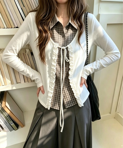 GEMEDA(ジェメダ)の「3色展開フェイクレイヤードデザインチェック柄ロンT(Tシャツ/カットソー・レディース・ホワイト/ブラック/ブラウン・M)」の5枚目の写真