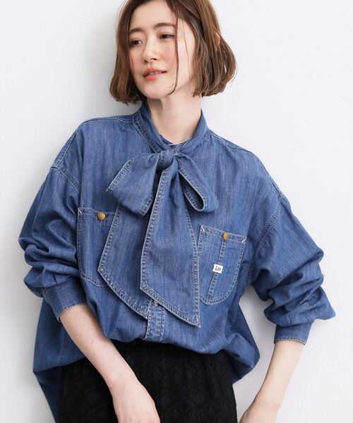 Lee(リー)の「【Lee×grove別注】DENIM BOWTIE SHIRTS(シャツ/ブラウス・レディース・ネイビー/ブルー系その他・02/01)」の1枚目の写真