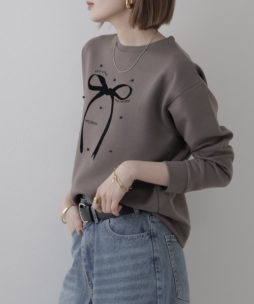 Miunelora(ミューネローラ)の「Miunelora リボンモチーフダンボールプルオーバー 長袖(Tシャツ/カットソー・レディース・アイボリー/モカ・38)」の15枚目の写真