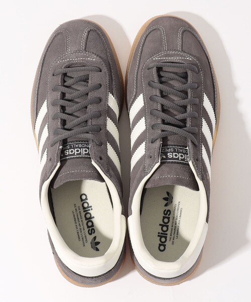 adidas（アディダス）の「adidas Originals HANDBALL SPEZIAL スエードスニーカー（スニーカー・メンズ・グレー・9.5/9/8.5/8/10）」の2枚目の写真