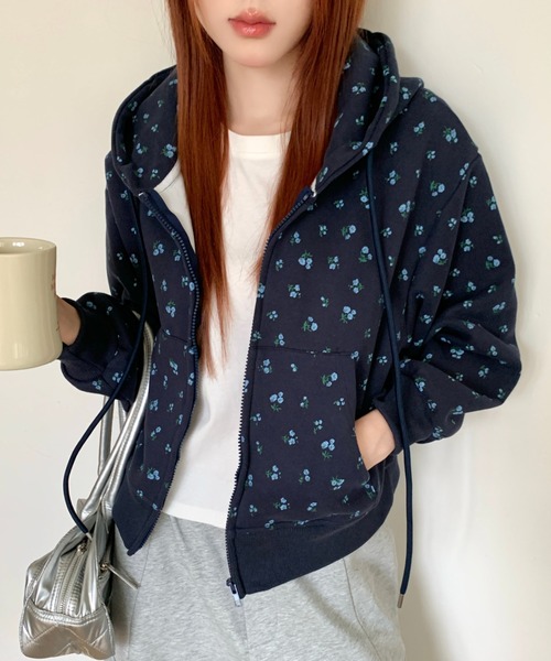 Sibra(シブラ)の「小花柄ジップアップフードパーカー(パーカー・レディース・グレー/ネイビー・M)」の17枚目の写真