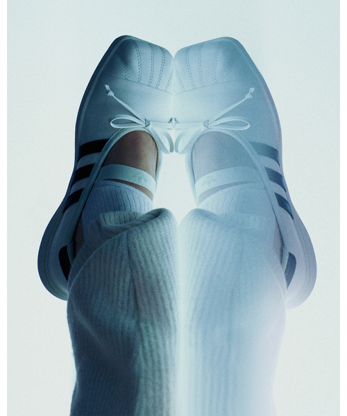 adidas(アディダス)の「【ADIDAS × JENNIE】 SUPERSTAR SQ BALLET W(スニーカー・レディース・ブラック/ホワイト・24cm/23cm/25cm/24.5cm/23.5cm)」の16枚目の写真