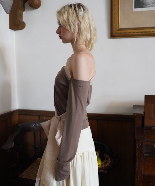 OJYON(オジョン)の「courser asymmetry sheer top(その他トップス・レディース・クリーム/ブラウン/ネイビー・FREE)」の9枚目の写真