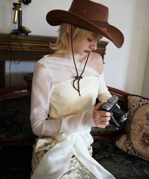 OJYON(オジョン)の「courser asymmetry sheer top(その他トップス・レディース・クリーム/ブラウン/ネイビー・FREE)」の21枚目の写真