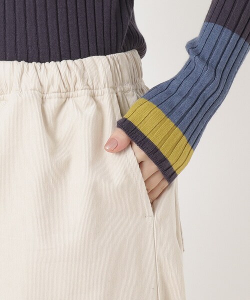 one'sterrace(ワンズテラス)の「コーデュロイ イージーストレートパンツ(その他パンツ・レディース・アイボリー系8/ブラック系8/ダークブラウン系8・02)」の8枚目の写真