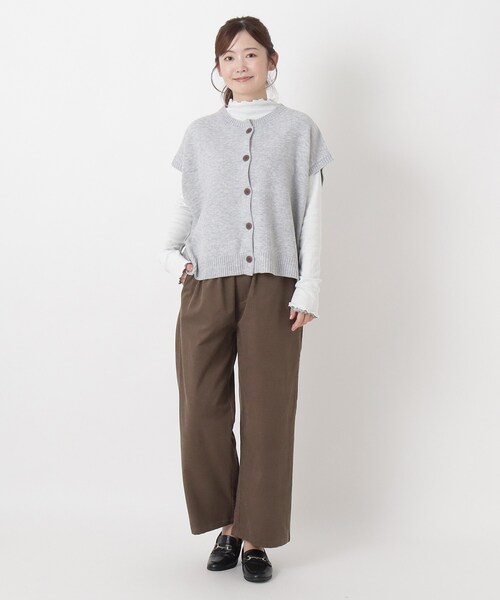 one'sterrace(ワンズテラス)の「コーデュロイ イージーストレートパンツ(その他パンツ・レディース・アイボリー系8/ブラック系8/ダークブラウン系8・02)」の15枚目の写真
