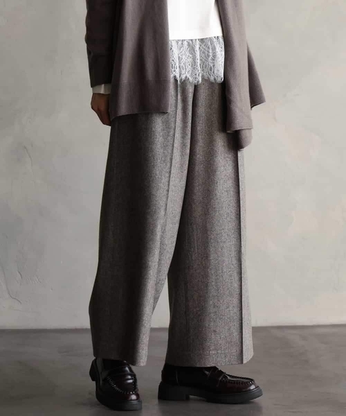MICHEL KLEIN（ミッシェル・クラン）の「ウール混ツイードワイドパンツ（その他パンツ・レディース・ブラック/チャコールグレー・38）」の10枚目の写真