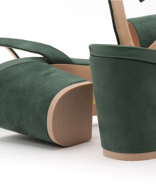 MOUSSY(マウジー)の「SUEDE SANDALS(サンダル・レディース・ライトグレー/カーキ/イエロー・LARGE/SMALL/MEDIUM)」の11枚目の写真