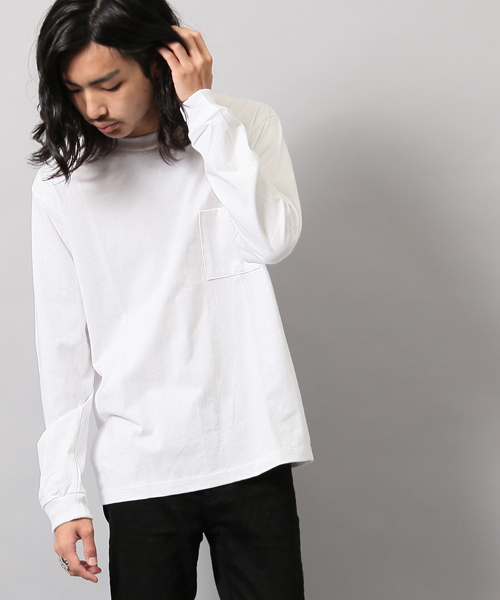 AMERICAN RAG CIE(アメリカンラグシー)の「アメリカンコットン クルーネック 長袖 Tシャツ(Tシャツ/カットソー・メンズ・ホワイト/ベージュ/ダークグリーン/ダークネイビー・1/2/3)」の2枚目の写真
