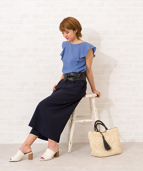 NATURAL BEAUTY BASIC（ナチュラルビューティーベーシック）の「バイカラータッセルトートバッグ（トートバッグ・レディース・ブラック/ベージュ・ﾌﾘ-）」の14枚目の写真