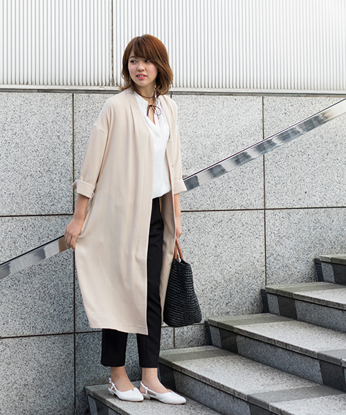 NATURAL BEAUTY BASIC（ナチュラルビューティーベーシック）の「バイカラータッセルトートバッグ（トートバッグ・レディース・ブラック/ベージュ・ﾌﾘ-）」の13枚目の写真