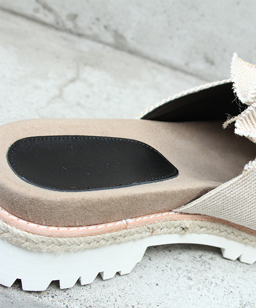 UNITED TOKYO（ユナイテッドトウキョウ）の「タイアップスライドサンダル（サンダル・レディース・マルチ/ブラック/ベージュ・2/0/1）」の12枚目の写真