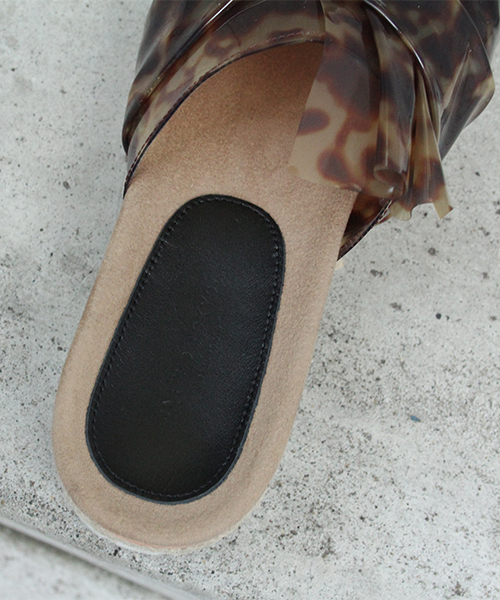 UNITED TOKYO（ユナイテッドトウキョウ）の「タイアップスライドサンダル（サンダル・レディース・マルチ/ブラック/ベージュ・2/0/1）」の7枚目の写真