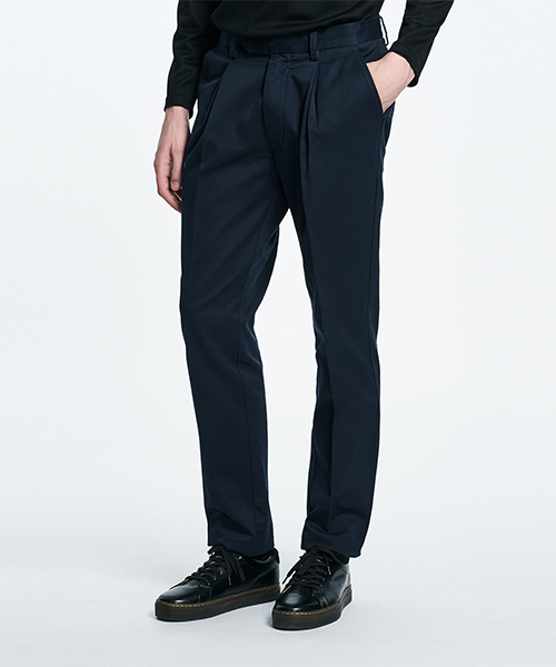 Saturdays NYC（サタデーズ ニューヨークシティ ）の「Gordy Pleated Twill Pants（スラックス・メンズ・ブラック/ベージュ/ネイビー・30/32/29/28/34）」の3枚目の写真