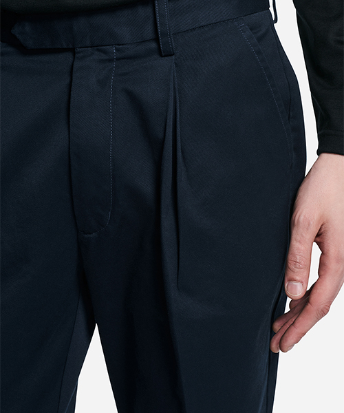Saturdays NYC（サタデーズ ニューヨークシティ ）の「Gordy Pleated Twill Pants（スラックス・メンズ・ブラック/ベージュ/ネイビー・30/32/29/28/34）」の12枚目の写真