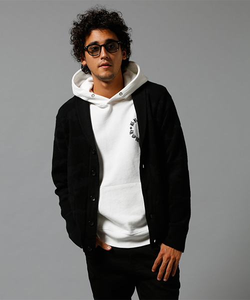 AZUL by moussy（アズールバイマウジー）の「シャドー迷彩ジャガードショールカーディ（カーディガン/ボレロ・メンズ・ブラック/ネイビー・LARGE/MEDIUM/SMALL/X-LARGE/X-SMALL）」の6枚目の写真