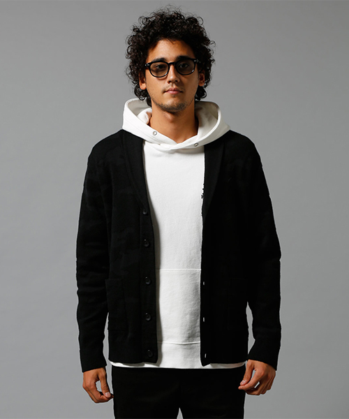 AZUL by moussy（アズールバイマウジー）の「シャドー迷彩ジャガードショールカーディ（カーディガン/ボレロ・メンズ・ブラック/ネイビー・LARGE/MEDIUM/SMALL/X-LARGE/X-SMALL）」の8枚目の写真