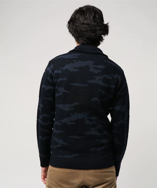 AZUL by moussy（アズールバイマウジー）の「シャドー迷彩ジャガードショールカーディ（カーディガン/ボレロ・メンズ・ブラック/ネイビー・LARGE/MEDIUM/SMALL/X-LARGE/X-SMALL）」の4枚目の写真