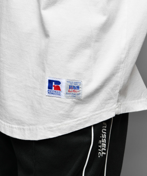 RUSSELL(ラッセル)の「【RUSSELL ATHLETIC】別注バットウィングプリントTシャツ(Tシャツ/カットソー・メンズ・ブラック/オフホワイト・M/L/XL)」の9枚目の写真