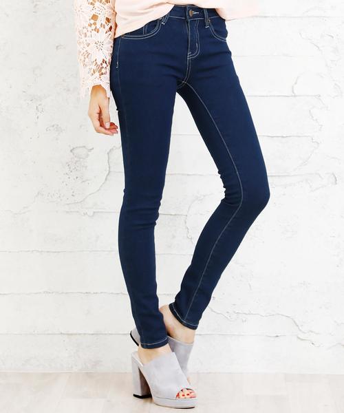 Girly Doll（ガーリードール）の「履き心地抜群のスキニーパンツ!!（デニムパンツ・レディース・ブラック/ホワイト/インディゴブルー/ワンウォッシュ/ダークインディゴブルー・M/S/XS/L/LL）」の11枚目の写真