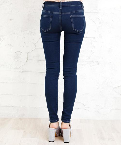 Girly Doll（ガーリードール）の「履き心地抜群のスキニーパンツ!!（デニムパンツ・レディース・ブラック/ホワイト/インディゴブルー/ワンウォッシュ/ダークインディゴブルー・M/S/XS/L/LL）」の15枚目の写真