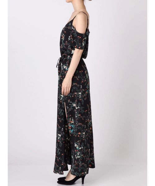 EMODA(エモダ)の「スリットレイヤーマキシワンピース(ワンピース・レディース・ブラック/ベージュ/その他・FREE)」の18枚目の写真