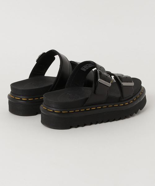 Dr. Martens(ドクターマーチン)の「drmatens zebrilus yelena fluffy(サンダル・レディース・ブラック・22cm)」の2枚目の写真