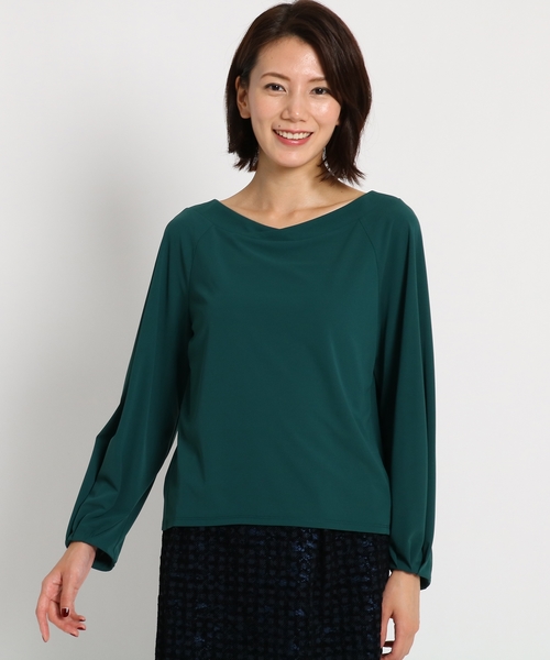 Sunauna(スーナウーナ)の「ツイストスリーブプルオーバー(Tシャツ/カットソー・レディース・ネイビー/グリーン/ライトベージュ/ブラウン系4・38/34)」の11枚目の写真