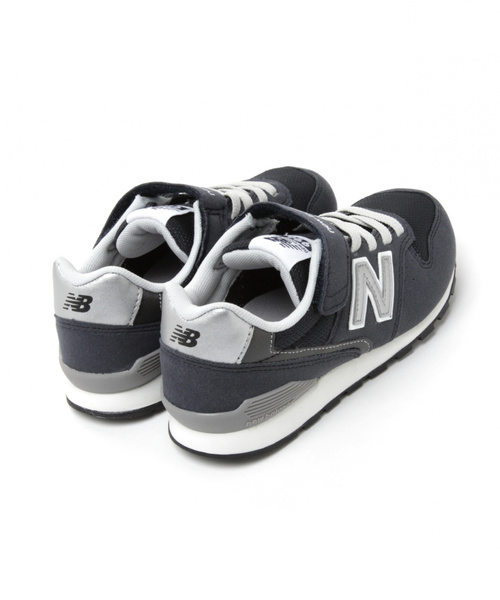 NEW BALANCE(ニューバランス)の「【キッズ】NEW BALANCE 996/808790(スニーカー・キッズ・ネイビー/グレー・22cm/23cm/17cm/18cm/19cm/20cm/21cm)」の18枚目の写真